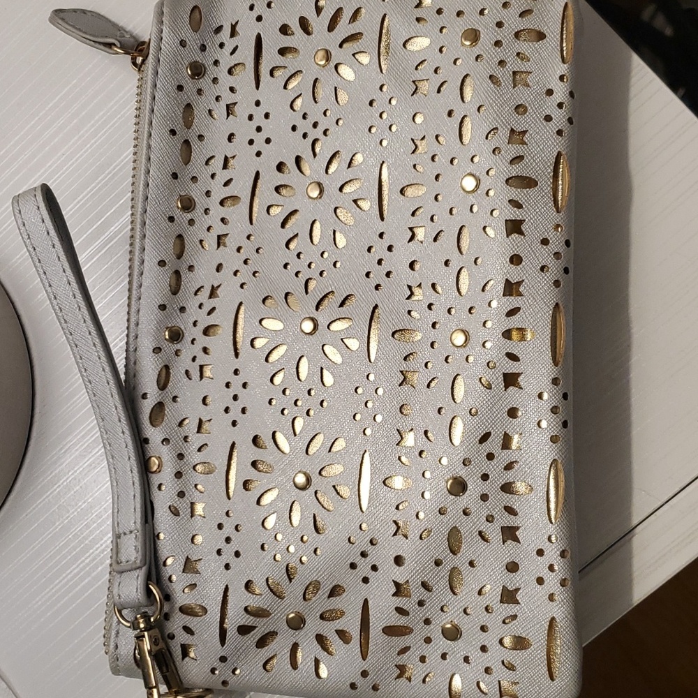 Nwot Under One Sky Wristlet